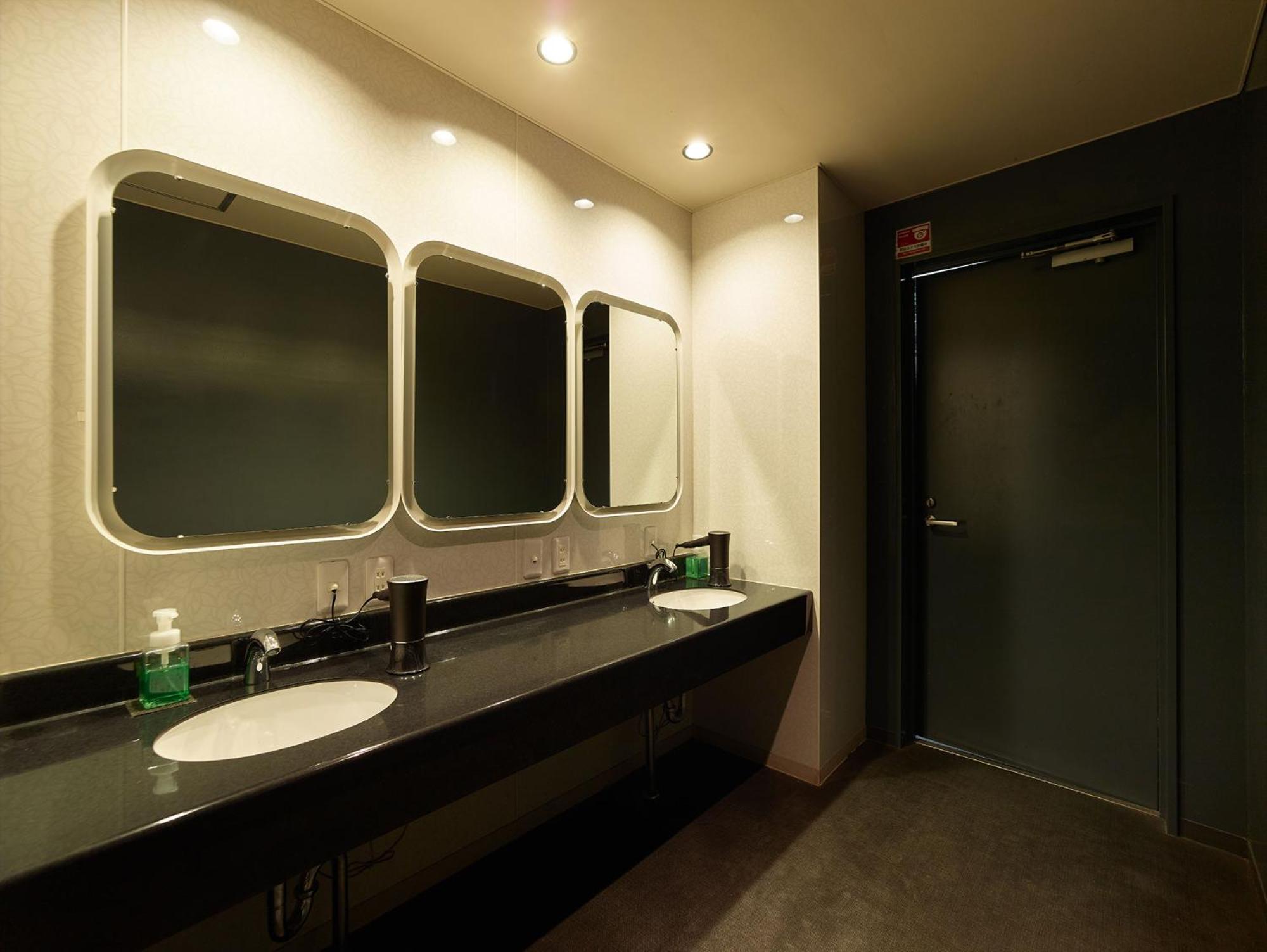 Hotel Zipang Ōsaka Extérieur photo